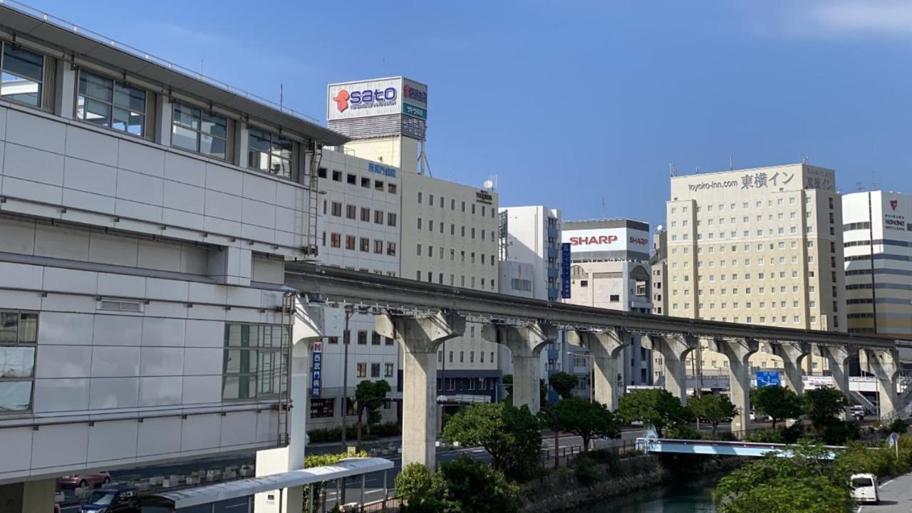 Toyoko Inn Okinawa Naha Asahibashi Ekimae Bagian luar foto