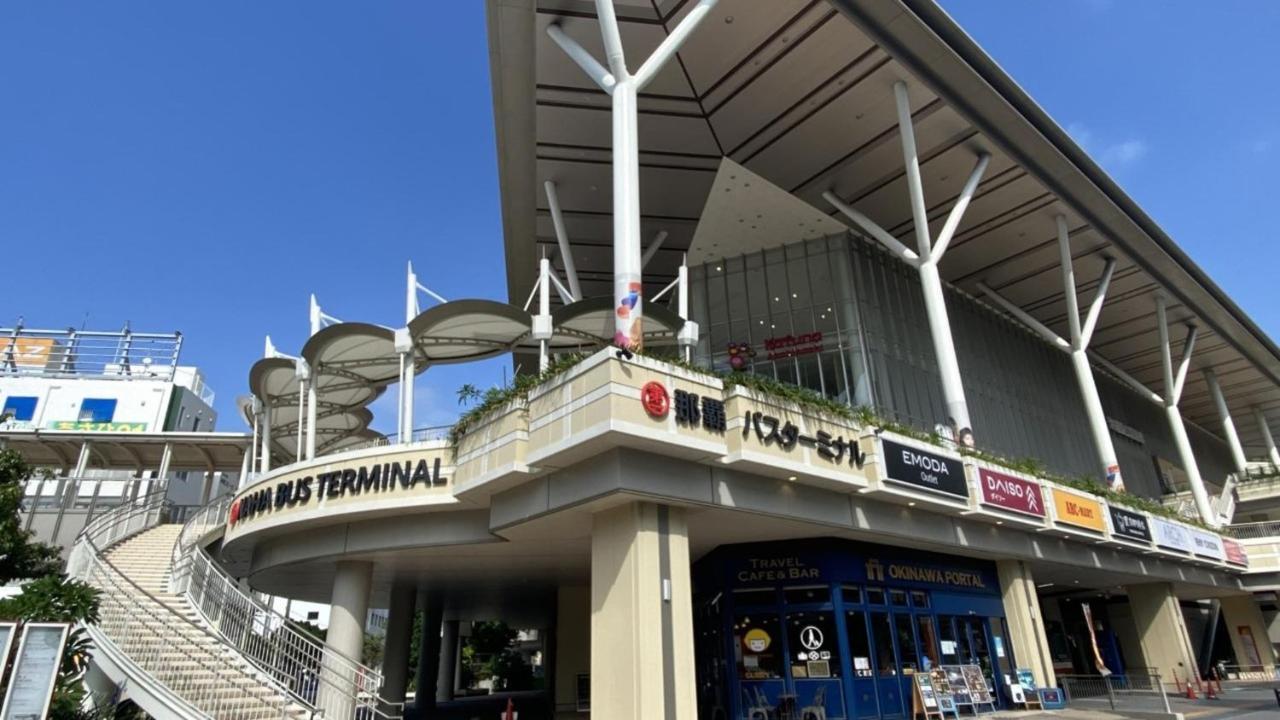 Toyoko Inn Okinawa Naha Asahibashi Ekimae Bagian luar foto