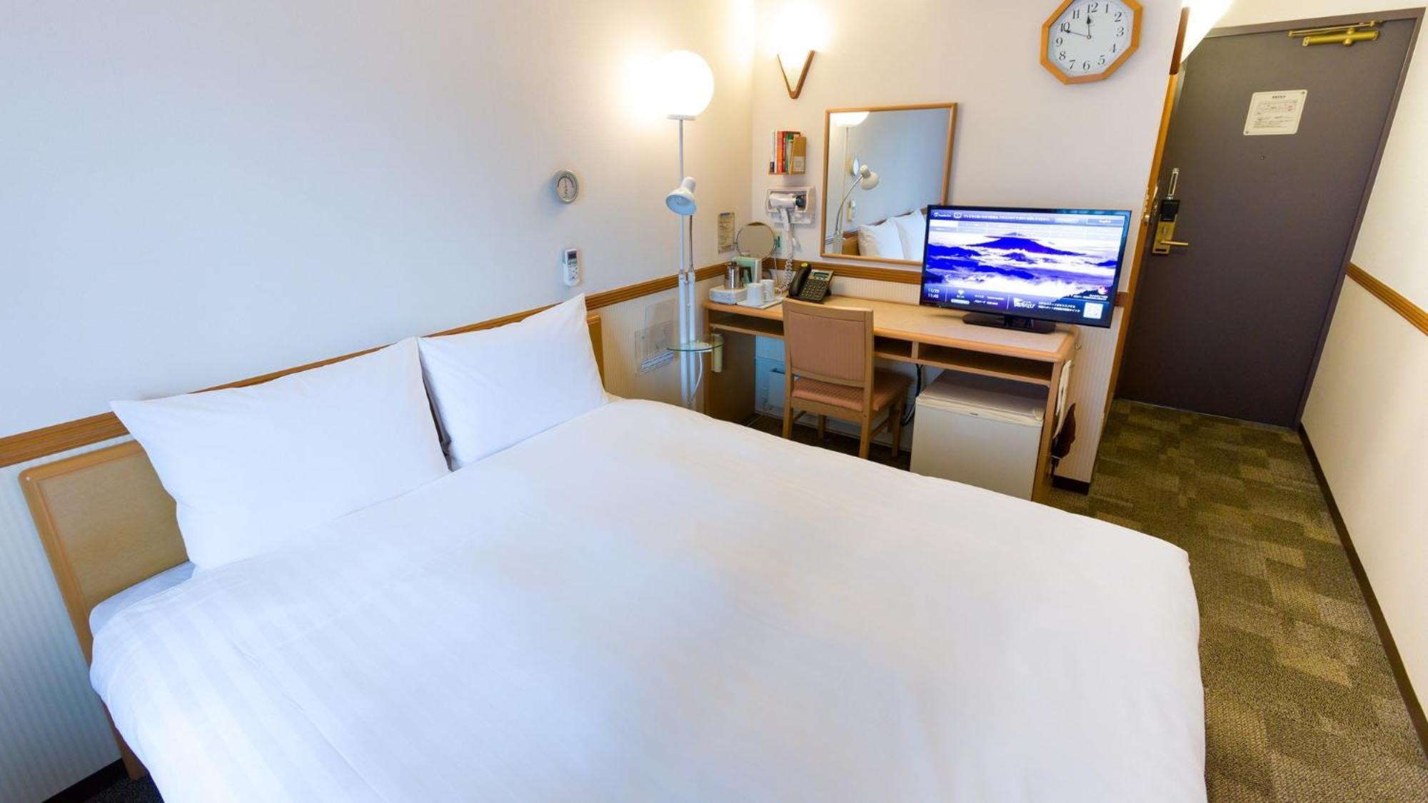 Toyoko Inn Okinawa Naha Asahibashi Ekimae Ruang foto