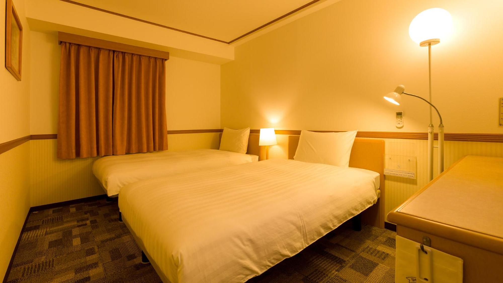 Toyoko Inn Okinawa Naha Asahibashi Ekimae Ruang foto