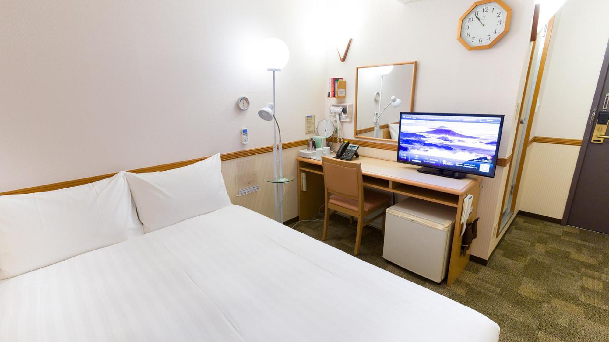 Toyoko Inn Okinawa Naha Asahibashi Ekimae Ruang foto