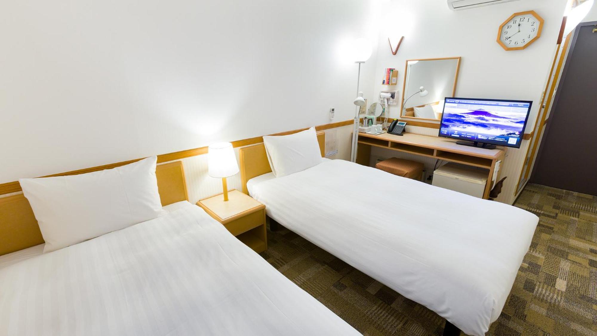 Toyoko Inn Okinawa Naha Asahibashi Ekimae Ruang foto